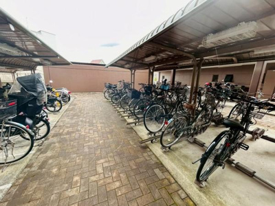 【その他共用部分】 | 和泉中央パークホームズ　中古マンション | 駐輪場