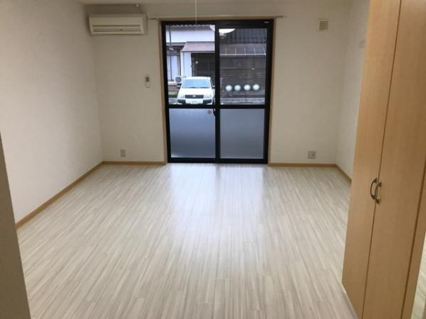 サンクレストI番館の洋室