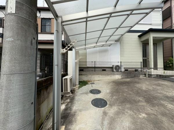 紀の川市深田　中古戸建の駐車場