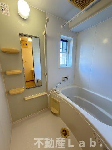 プレシード笹原Ｃの浴室