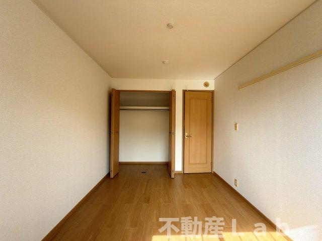 プレシード笹原Ｃの洋室