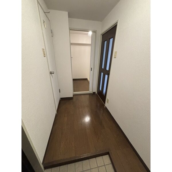 【玄関】 | ブラザービル八幡