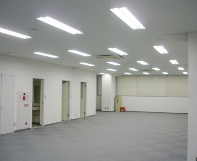 赤坂光映ビルのロビー