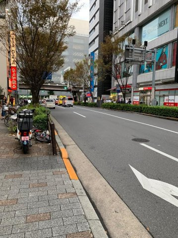 ヤマリビルの周辺