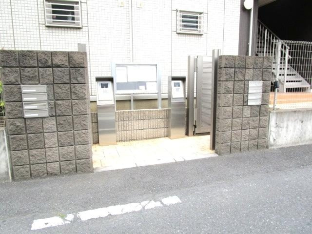 アルブル　コインシデンスのエントランス