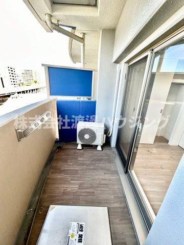 プレサンス江坂ベルフィーヌのバルコニー