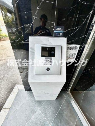 プレサンス江坂ベルフィーヌのセキュリティ|オートロックで安心