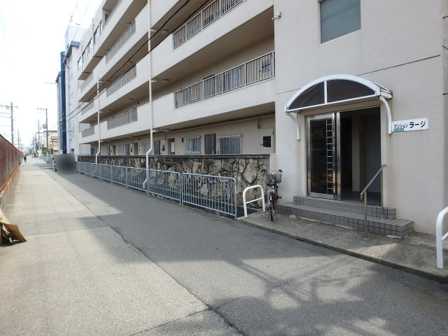 マンションラージ