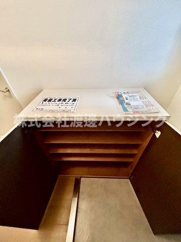 メドウラークの収納|下駄箱付き