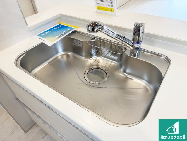 大阪狭山市大野台　新築一戸建ての設備|洗い物も楽にできる、広々シンク！