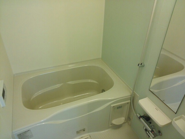 サンヴェール茂原Cの浴室