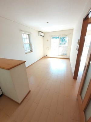 【居間・リビング】 | グリーン・メゾンＡ | 居間です