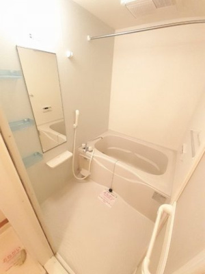 【浴室】 | グリーン・メゾンＡ | 落ち着いた空間のお風呂です