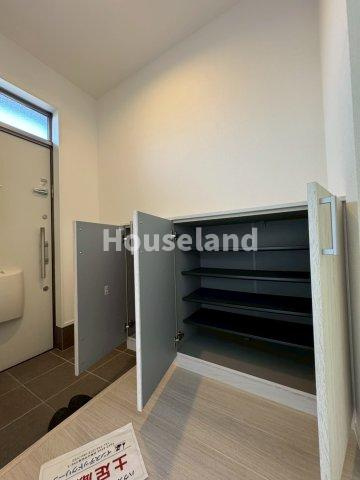 ヴィラージュ梶取の玄関