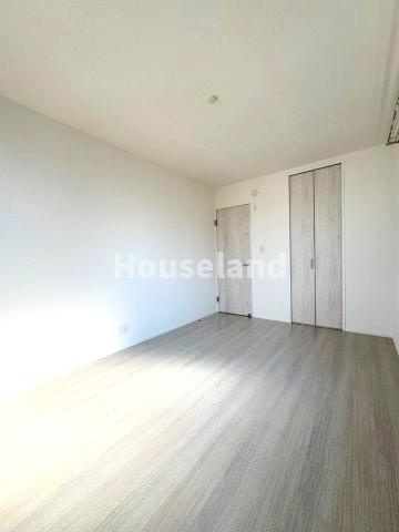 ヴィラージュ梶取の洋室