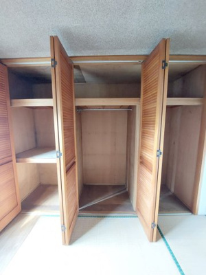 【収納】 | 高塚団地2街区1号棟 2F | 和室約5.25帖のクローゼット