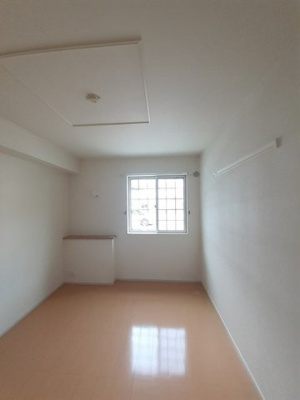 【内装】 | ベリーリーフ