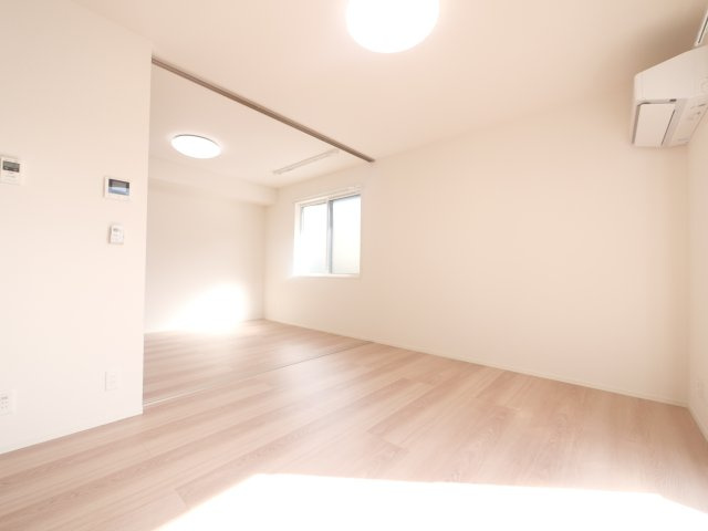 萩　Ⅱの内装|ゆったりとしたリビングです