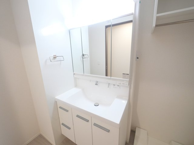 萩　Ⅱの洗面所|広い洗面スペース