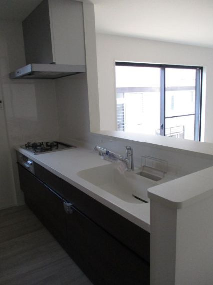 仲介手数料無料　所沢市西狭山ヶ丘13期・新築全1棟のキッチン