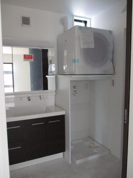 仲介手数料無料　所沢市西狭山ヶ丘13期・新築全1棟の独立洗面台