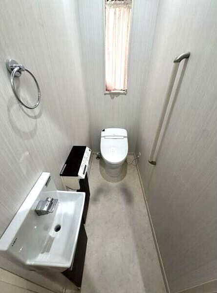 みよし市（三好丘あおば１丁目）のトイレ