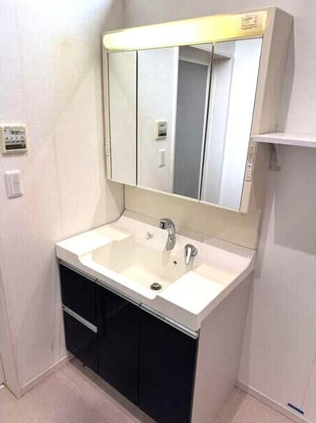 みよし市（三好丘あおば１丁目）の洗面所