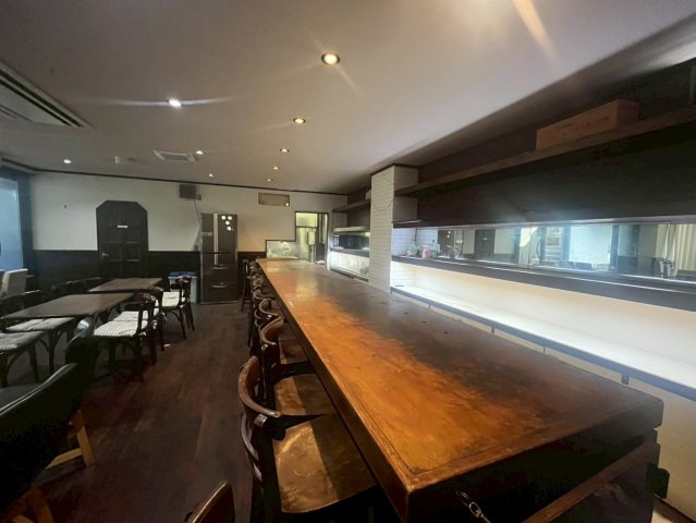 Bird4 Buill（バードフォービル）の内装