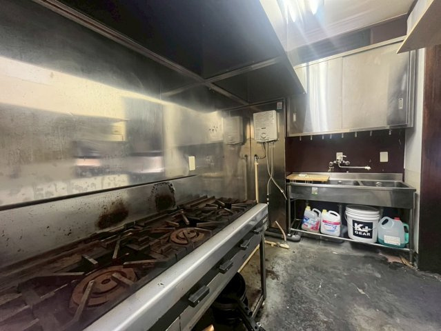 Bird4 Buill（バードフォービル）のキッチン