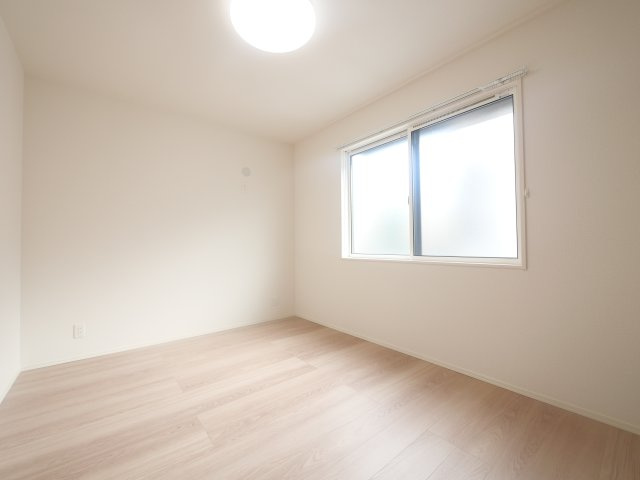 萩　Ⅱの洋室|個人の部屋や寝室として使える洋室です