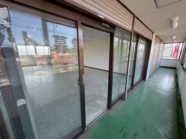 【玄関】 | ホワイト第２ビル