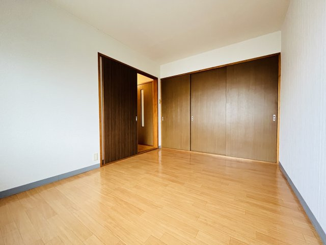 いわとハイツの洋室