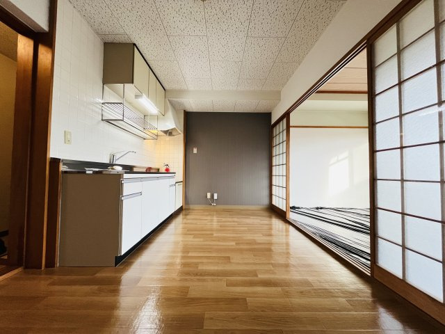 いわとハイツの居間・リビング
