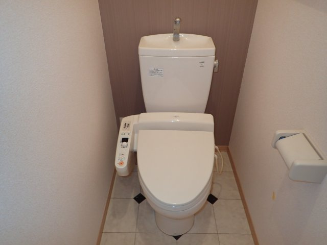 コンフォート巽が丘のトイレ