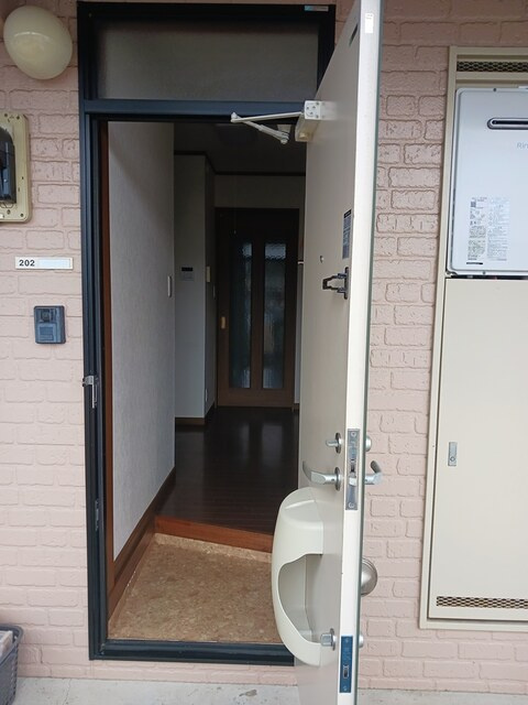 サンハイツ長者ヶ台Ａ棟の玄関