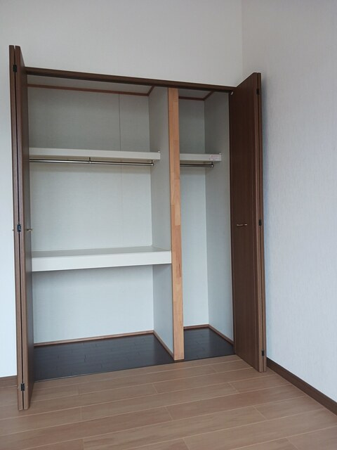 サンハイツ長者ヶ台Ａ棟の収納