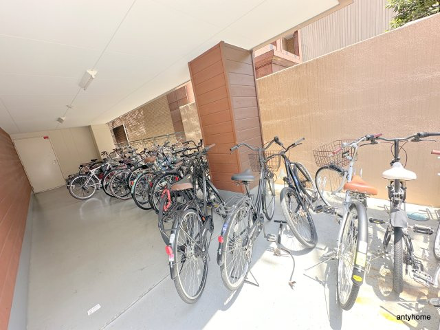 みおつくし江戸堀　仲介手数料無料の駐車場