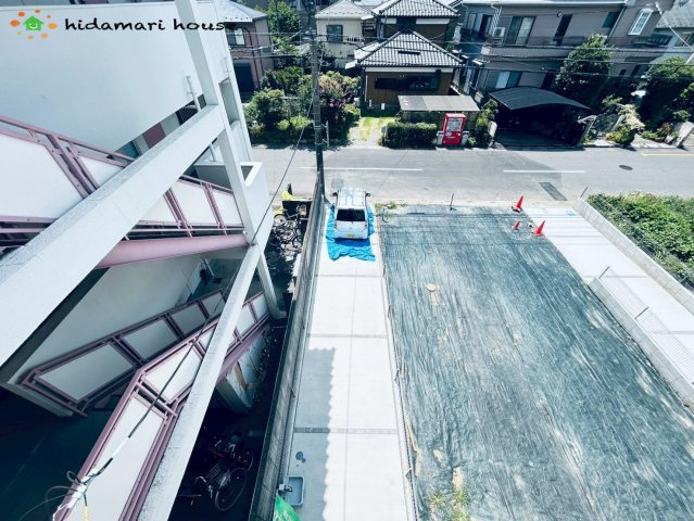 北区宮原町③　新築戸建　ミラスモシリーズ03の前面道路含む現地写真