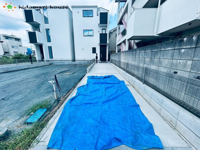 北区宮原町③　新築戸建　ミラスモシリーズ03の駐車場