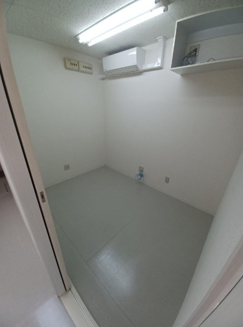 ドエルコトブキの洋室|テナント内小部屋