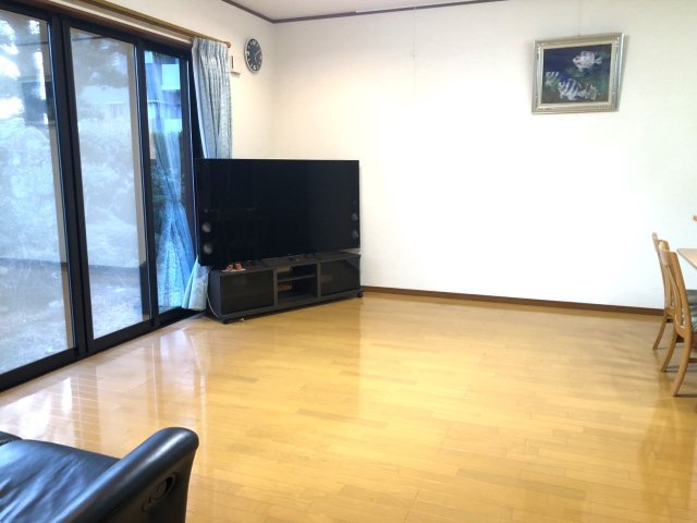 【居間・リビング】 | 中古一戸建　高知市愛宕山南町