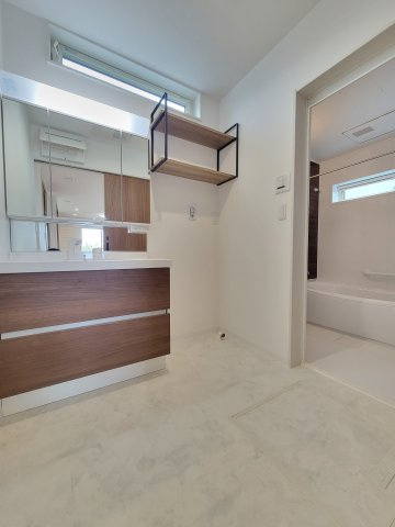 田辺市秋津町Ⅳ・新築戸建の洗面所