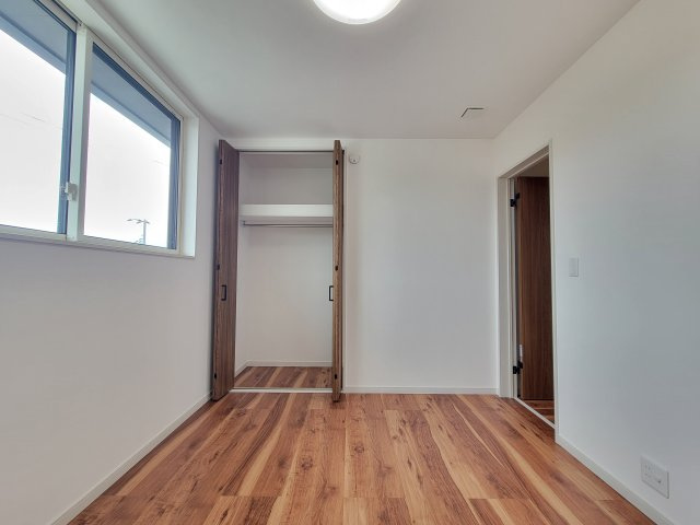 田辺市秋津町Ⅳ・新築戸建の洋室