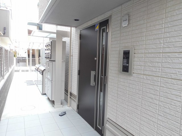 D-room国芳のエントランス