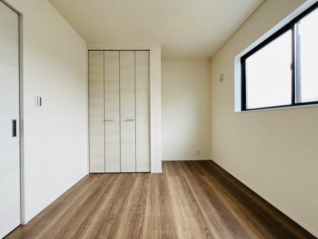 刈谷市野田町北菰神9-1『仲介手数料無料』新築戸建ての洋室