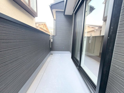 【バルコニー】 | 高槻市野田3丁目　新築戸建