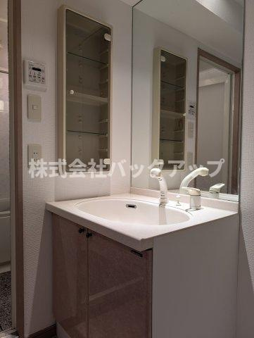 クレストパーク平尾の洗面所