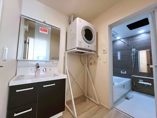 うるま市みどり町1期　全2棟　2号棟の洗面所