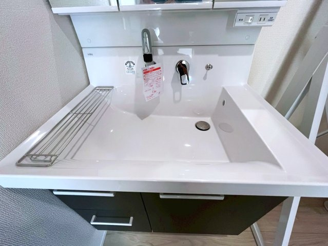 うるま市みどり町1期　全2棟　2号棟の洗面所