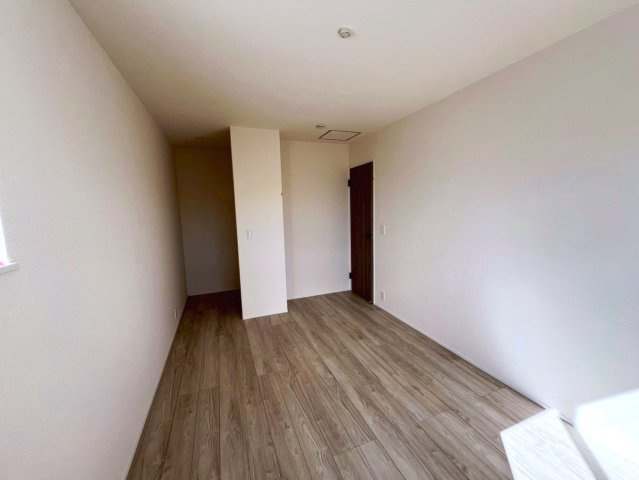 うるま市みどり町1期　全2棟　2号棟の洋室|7.1帖